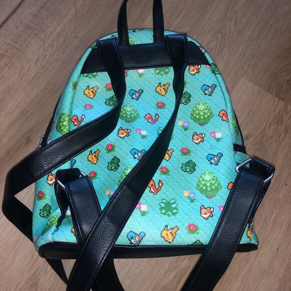 LOUNGEFLY POKEMON PIXEL STARTER MINI BACKPACK EEVEE PIKACHU BULBASAUR SQUIRTLE main image 9